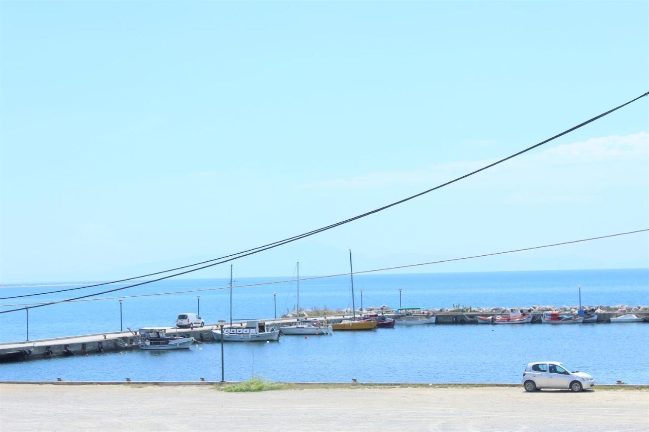 Davanti Al Mare Daire Epanomi Dış mekan fotoğraf