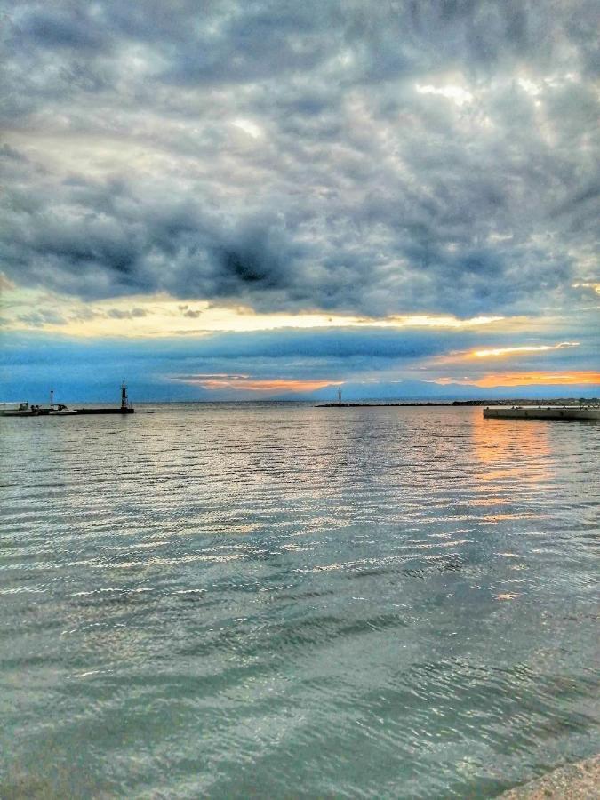 Davanti Al Mare Daire Epanomi Dış mekan fotoğraf